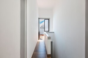 Classic Single Room, 1 Single Bed, Shared Bathroom | Terrace/patio