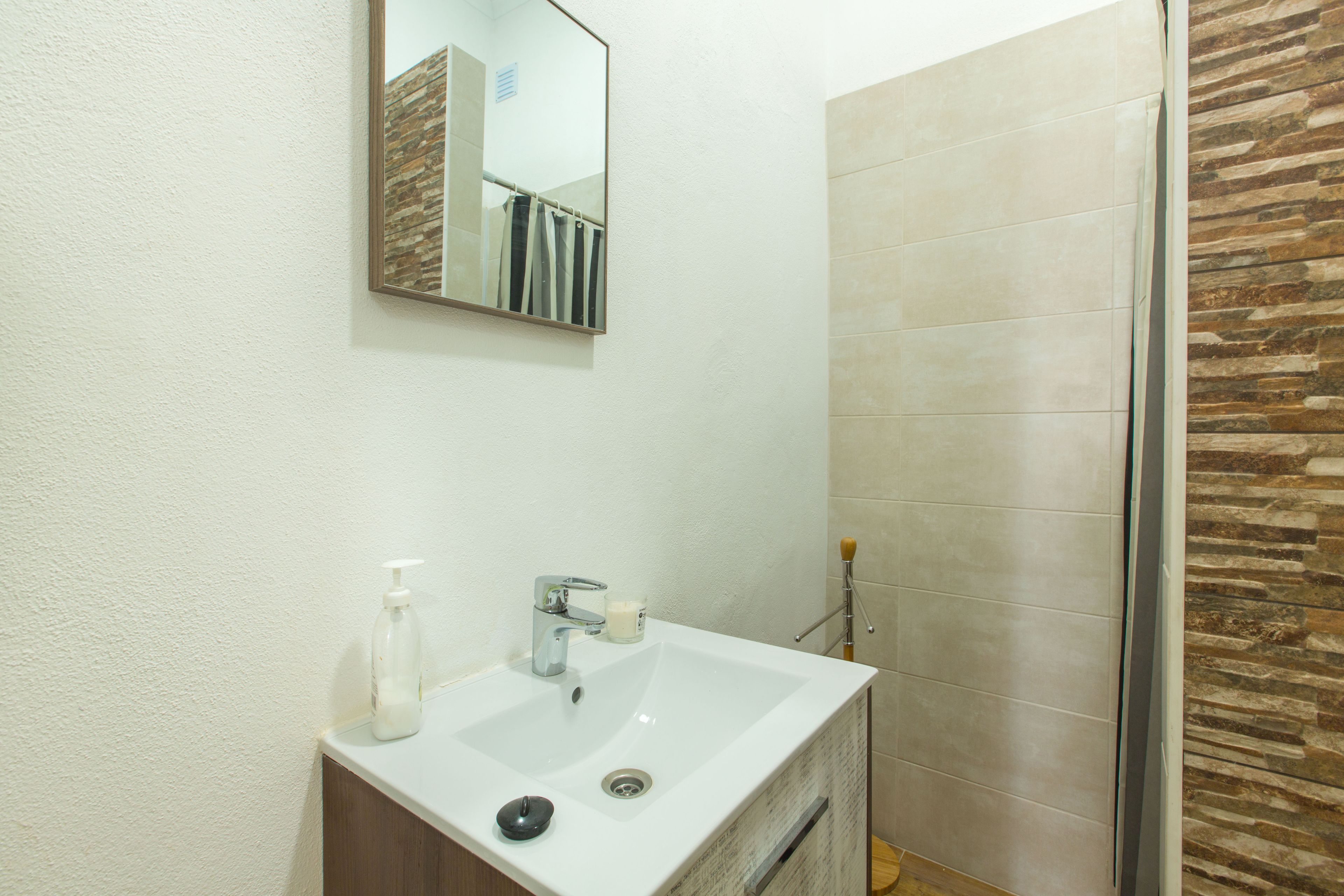 Photo - Faro Guest House