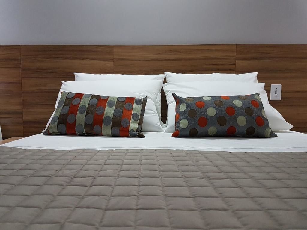 Minibar, desk, free WiFi, bed sheets