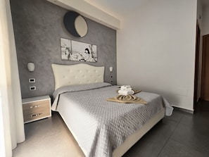 Room - Donn'Anna Bed & Breakfast (Naples)