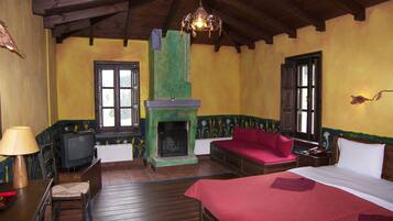 Double Room, Fireplace, Mountain View | Iron/ironing board, bed sheets