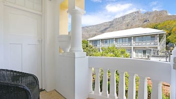 Comfort Apartment, 2 Bedrooms, Mountain View | View from room