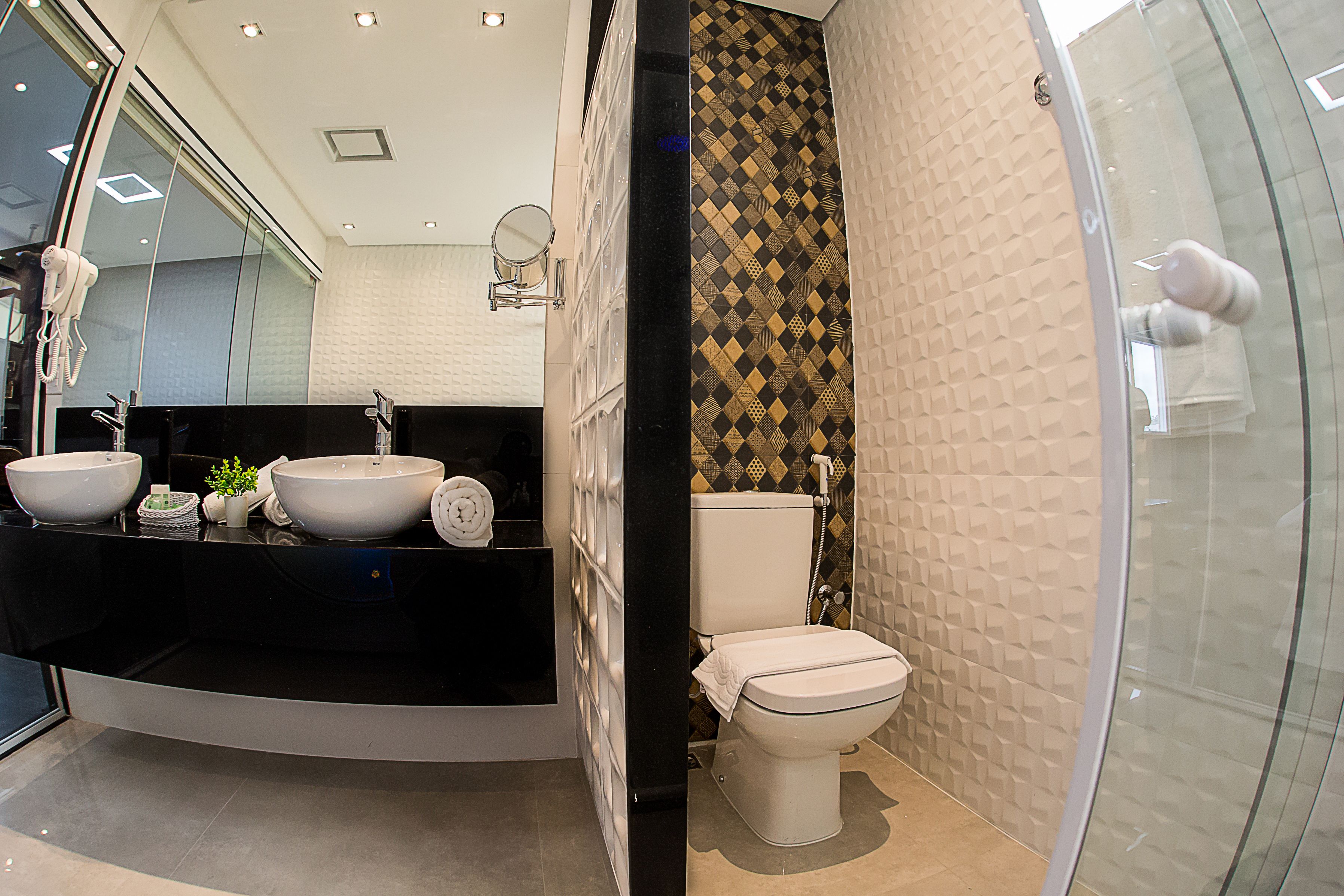 premium suite, 1 double bed | bathroom | shower, free toiletries, hair dryer, towels