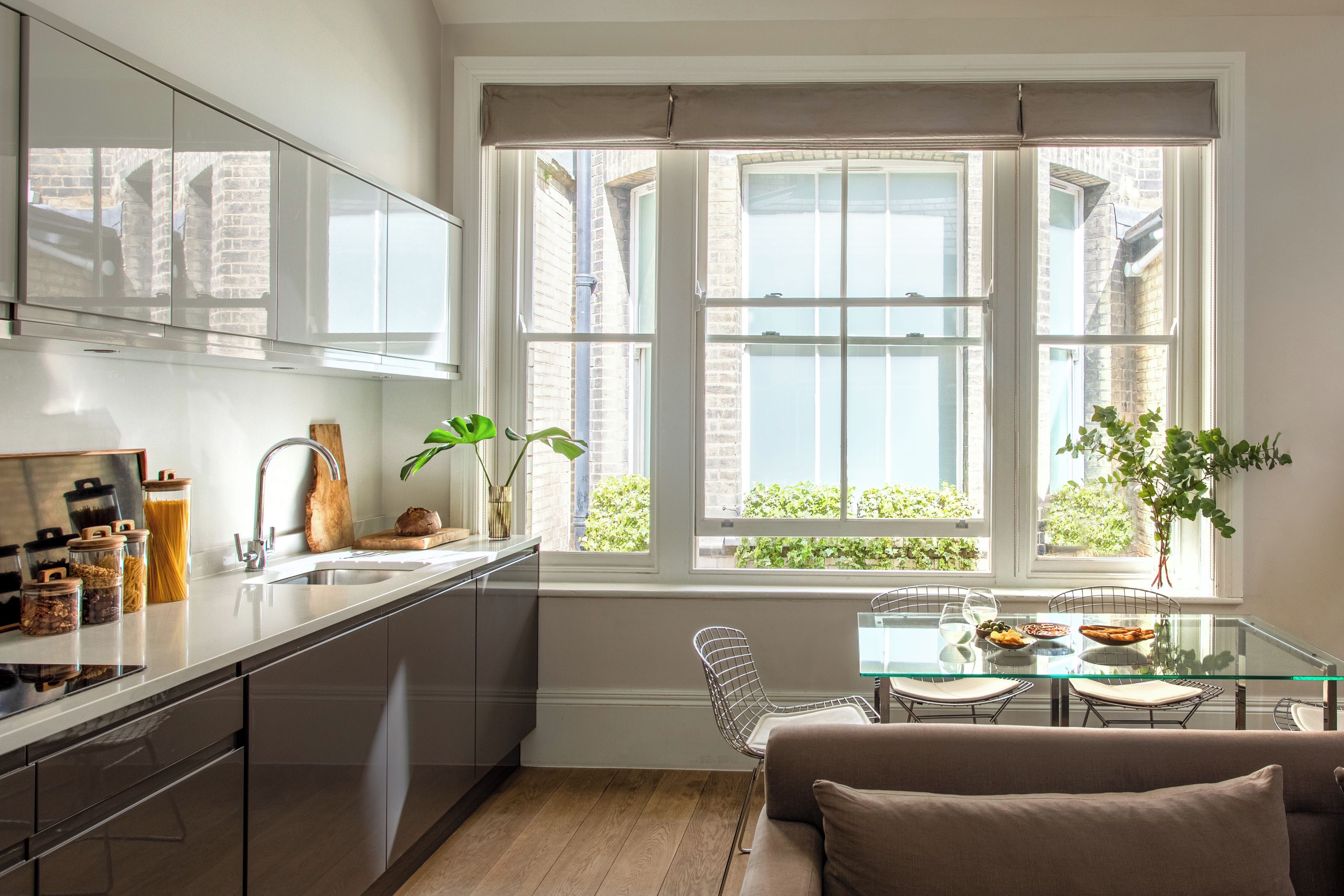 Apartment, 1 Bedroom | Private kitchen | Coffee/tea maker, full-size fridge, microwave, oven