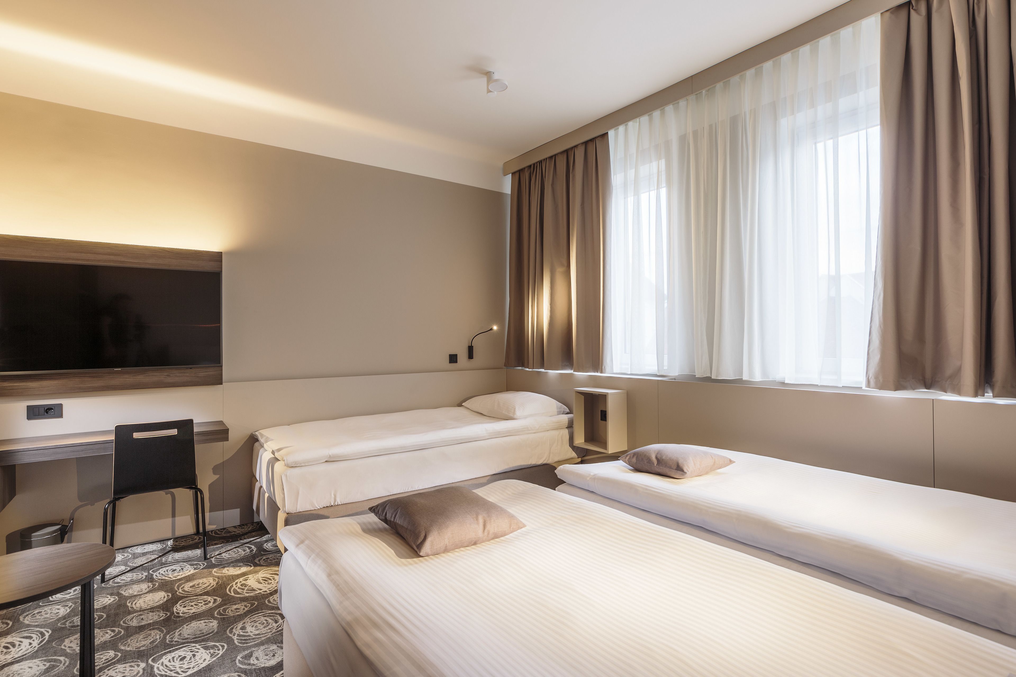 superior triple room | soundproofing, cots/infant beds, free wifi, bed sheets