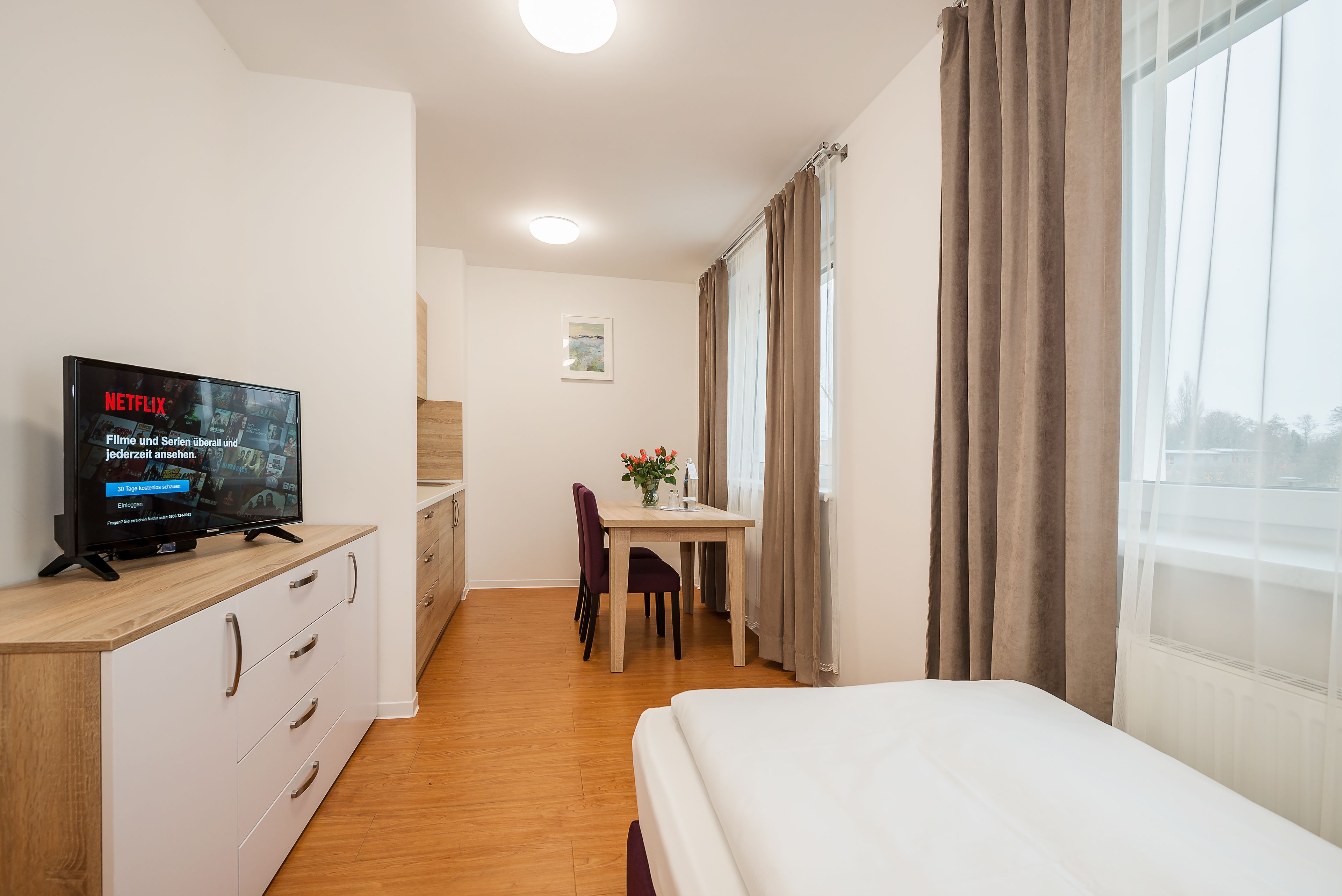 standard single room (2) | desk, soundproofing, iron/ironing board, free wifi