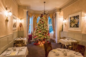 Colazione completa, servita tutte le mattine (14 GBP a persona) 