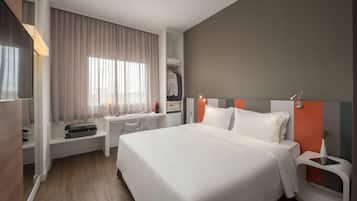 Minibar, in-room safe, blackout drapes, free WiFi