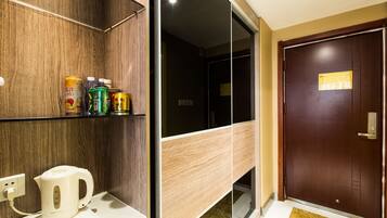 Standard Double Room | Minibar, desk, blackout drapes, soundproofing