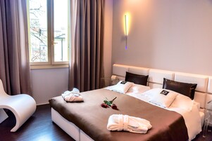 Executive Suite, 1 Bedroom, City View (4 pax) | Frette Italian sheets, premium bedding, down comforters