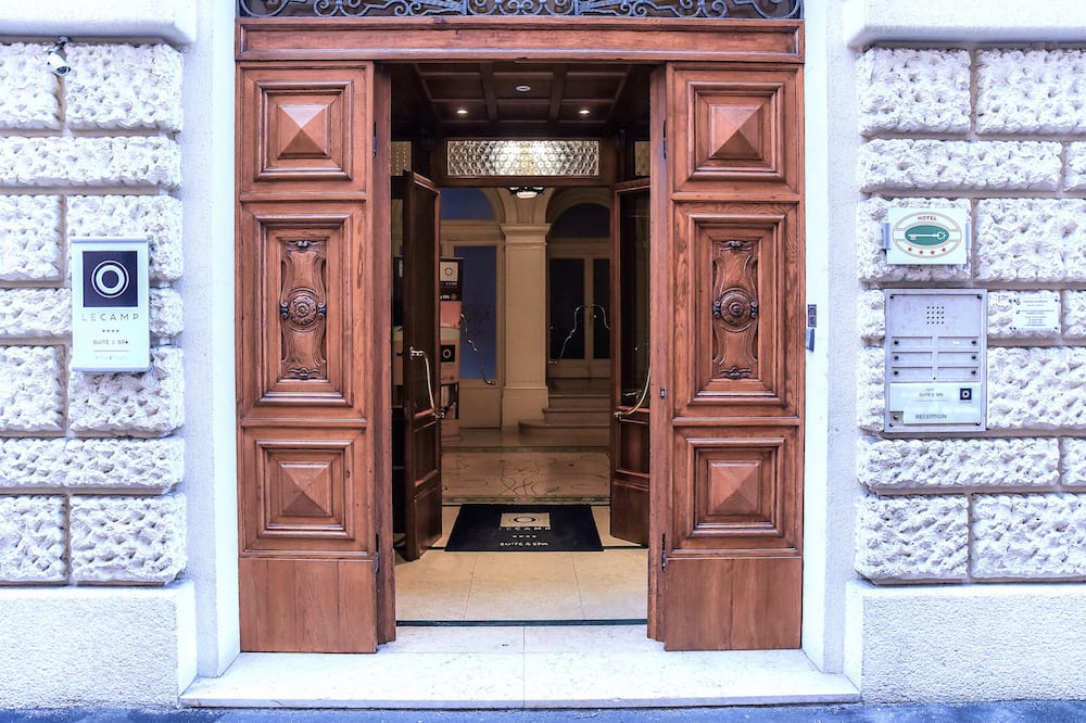Le Camp Suite & SPA