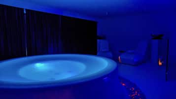 Bain à remous intérieur