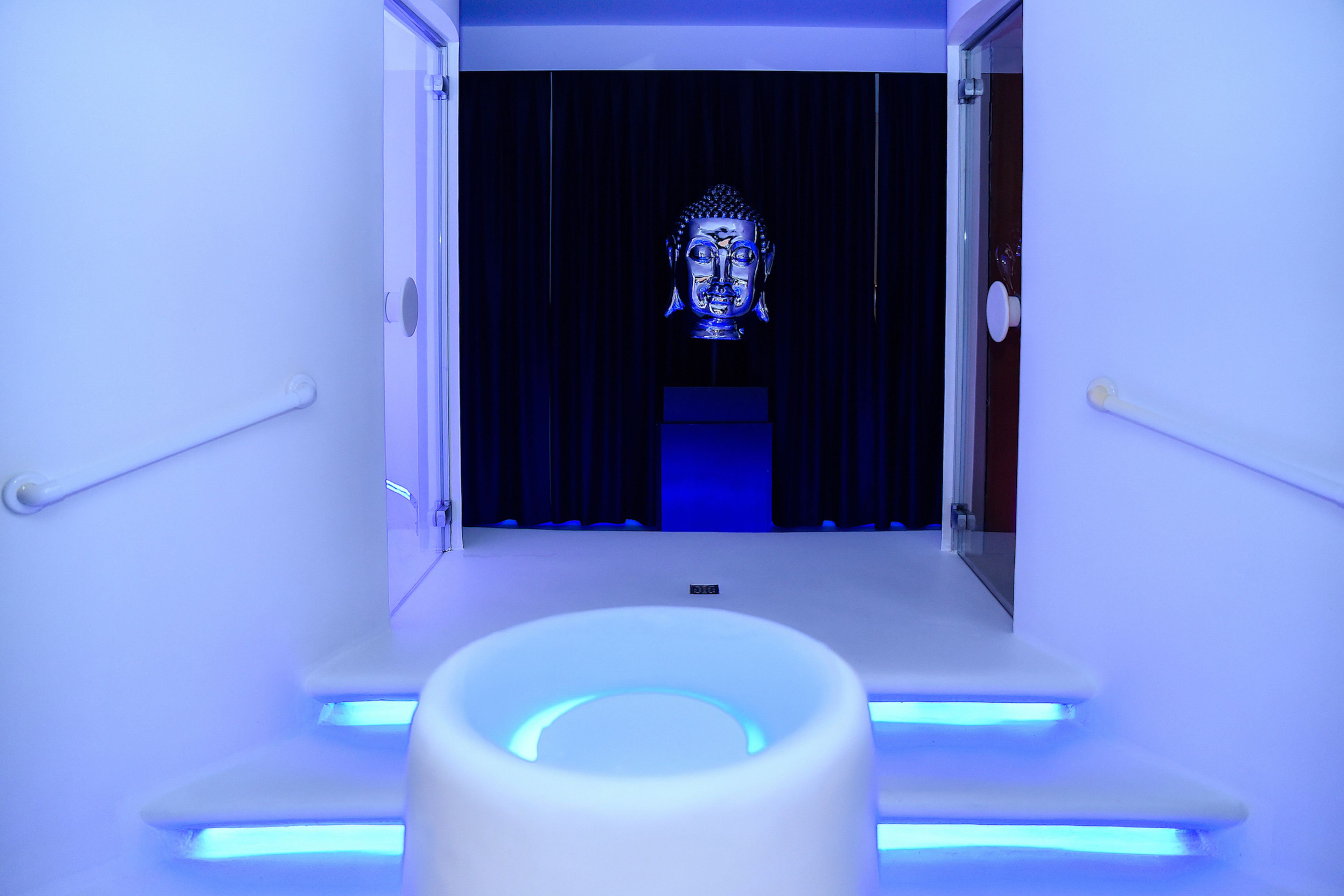 couples treatment room(s), sauna, hot tub, steam room