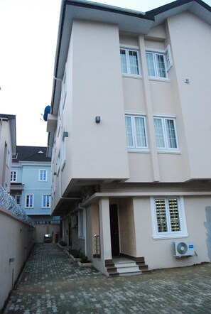 Façade de l’hébergement