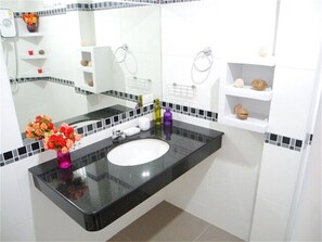Villa, 1 Bedroom | Bathroom