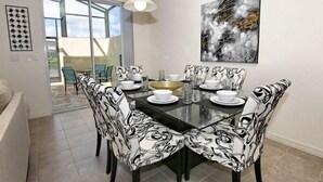 Unclassified image, 3 of 23, button - 4 bed townhouse with splash pool 3171 (Kissimmee)