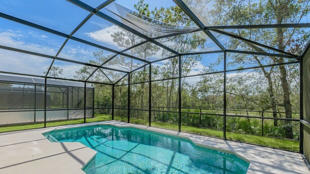 House, 4 Bedrooms, Private Bathroom | Room amenity - 4 bed House/w pool & Garage (Kissimmee)