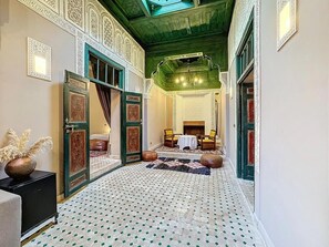 Suite, 2 Queen Beds, Non Smoking (Royal Family) | Down comforters, pillowtop beds, minibar, individually decorated - Le Medina Privilége Riad & Spa (Marrakech)