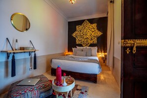 Habitación doble superior | Minibar, decoración individual, cortinas opacas y wifi gratis