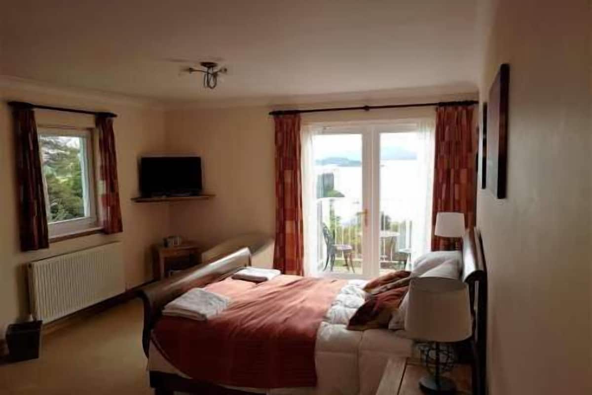 Deluxe Double Room, Ocean View (Castle View)