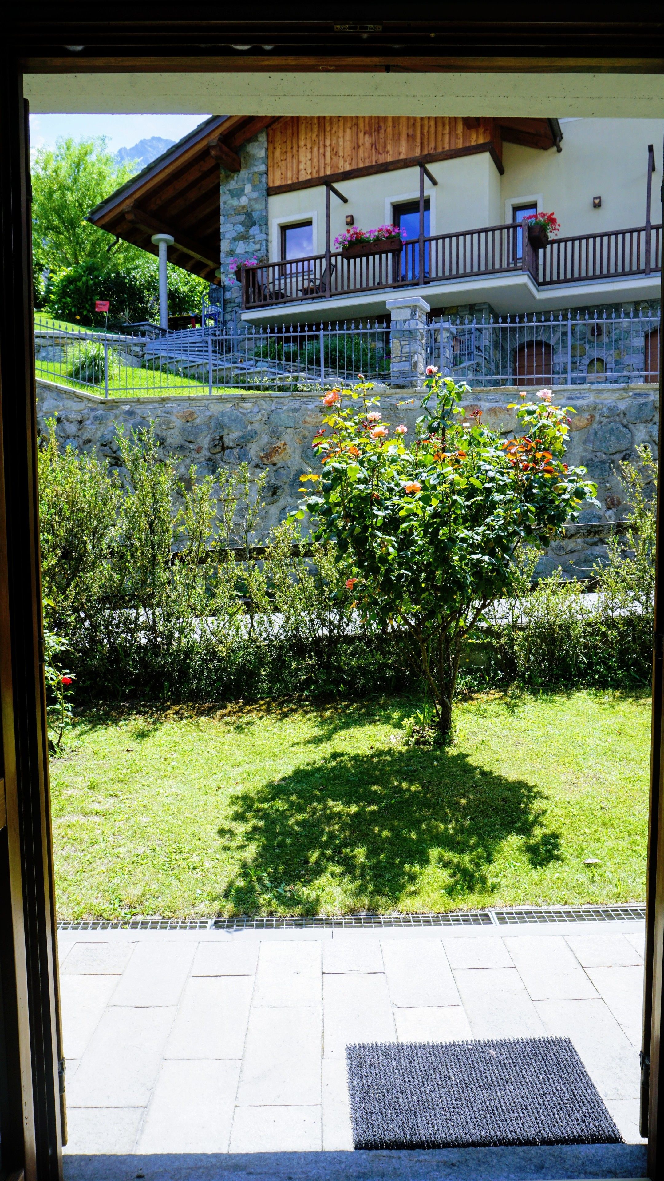 Double Room, Shared Bathroom | Garden view