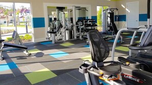 Unclassified image, 2 of 35, button - 6 bed House with Gameroom Garage (Kissimmee)