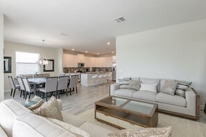Luxury House, 6 Bedrooms, Private Pool | Living room