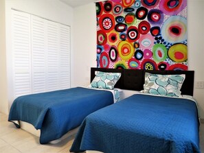 Biệt thự | 3 phòng ngủ, két bảo mật tại phòng, bàn 