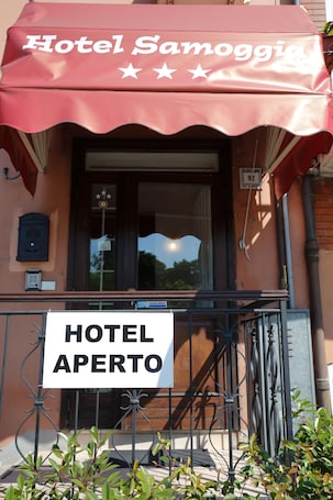 Entrada de la propiedad