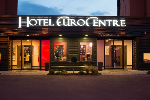 Front of property – evening/night