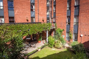 Garden - LSE Rosebery Hall - Campus Accommodation (London)