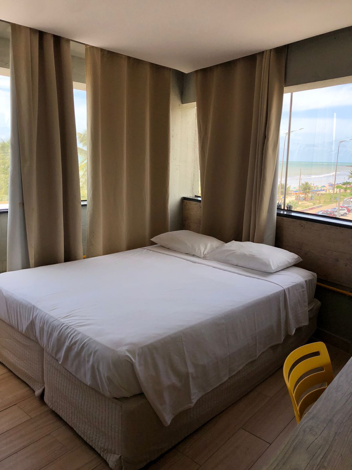 Minibar, blackout drapes, free WiFi, bed sheets