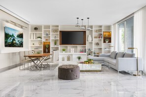 Library - The Altair Hotel Bay Harbor (Bay Harbor Islands)