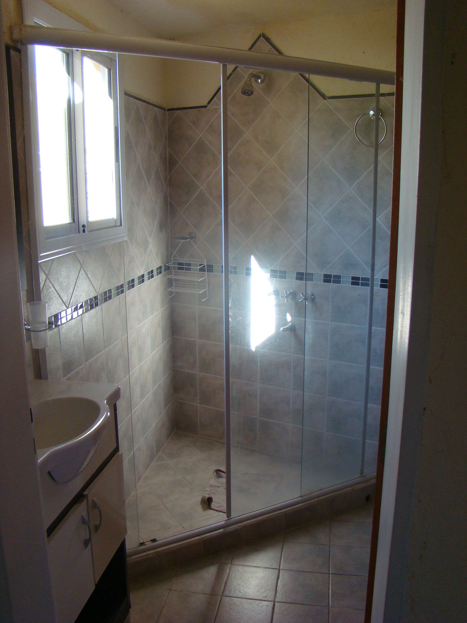 Standard Cabin, 1 Bedroom, Park View (2 cosmos) | Bathroom shower
