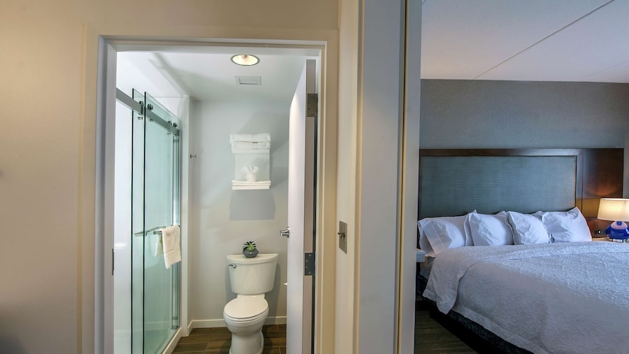 Hampton Inn & Suites Foxborough/Mansfield