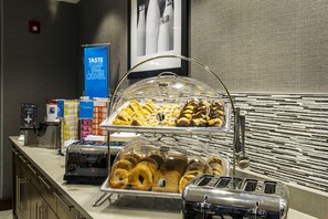 Petit déjeuner à emporter compris tous les jours
