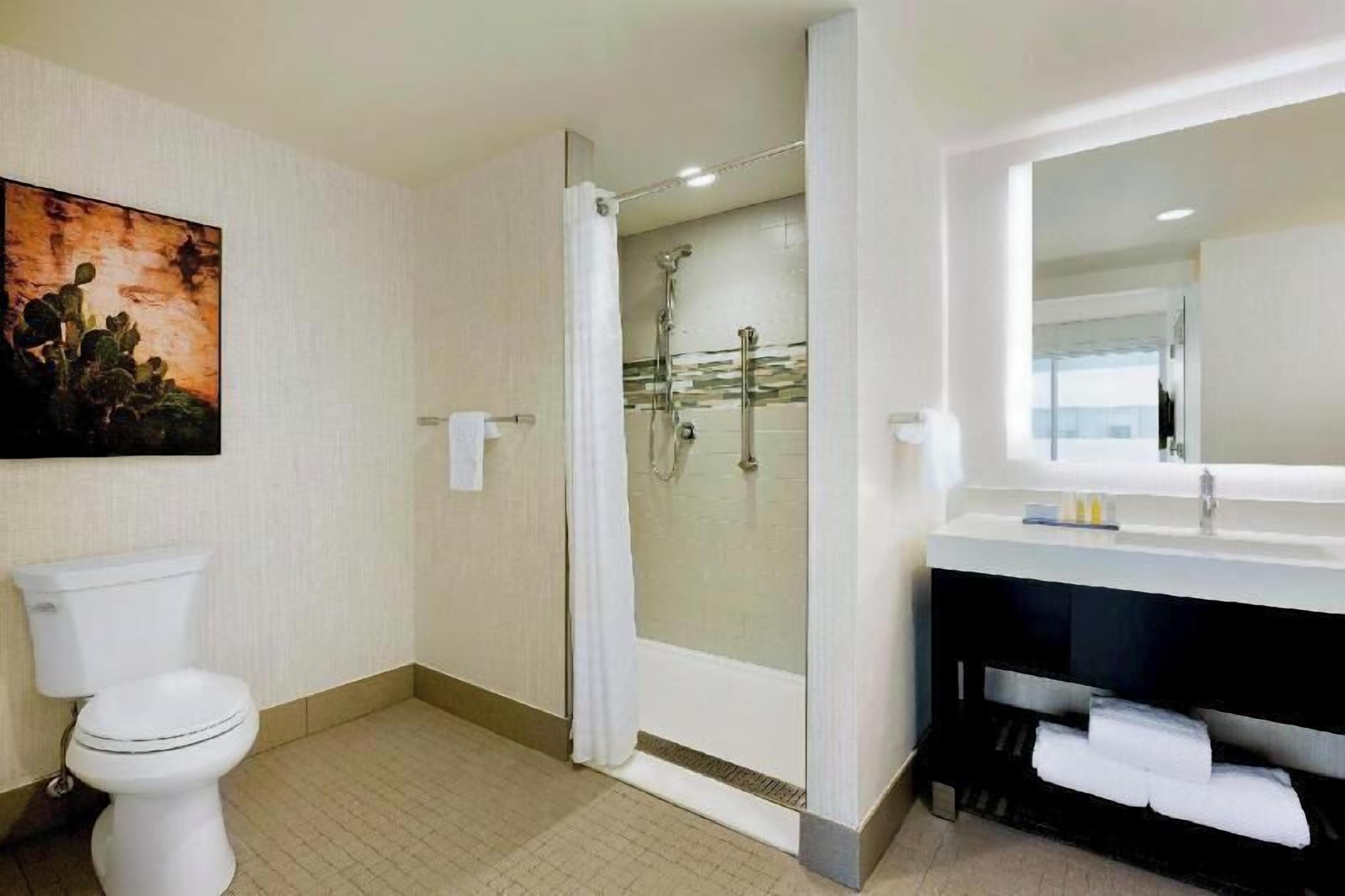 Amenidades de baño gratuitas y toallas 