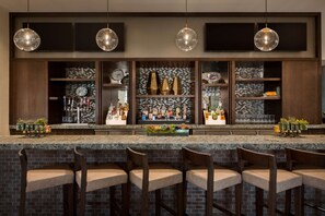 Bar (on property) - Embassy Suites by Hilton San Antonio Landmark (San Antonio)
