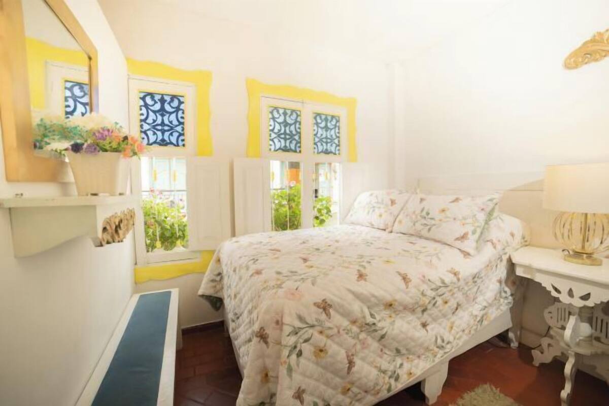 16 bedrooms, iron/ironing board (on request), WiFi (free)