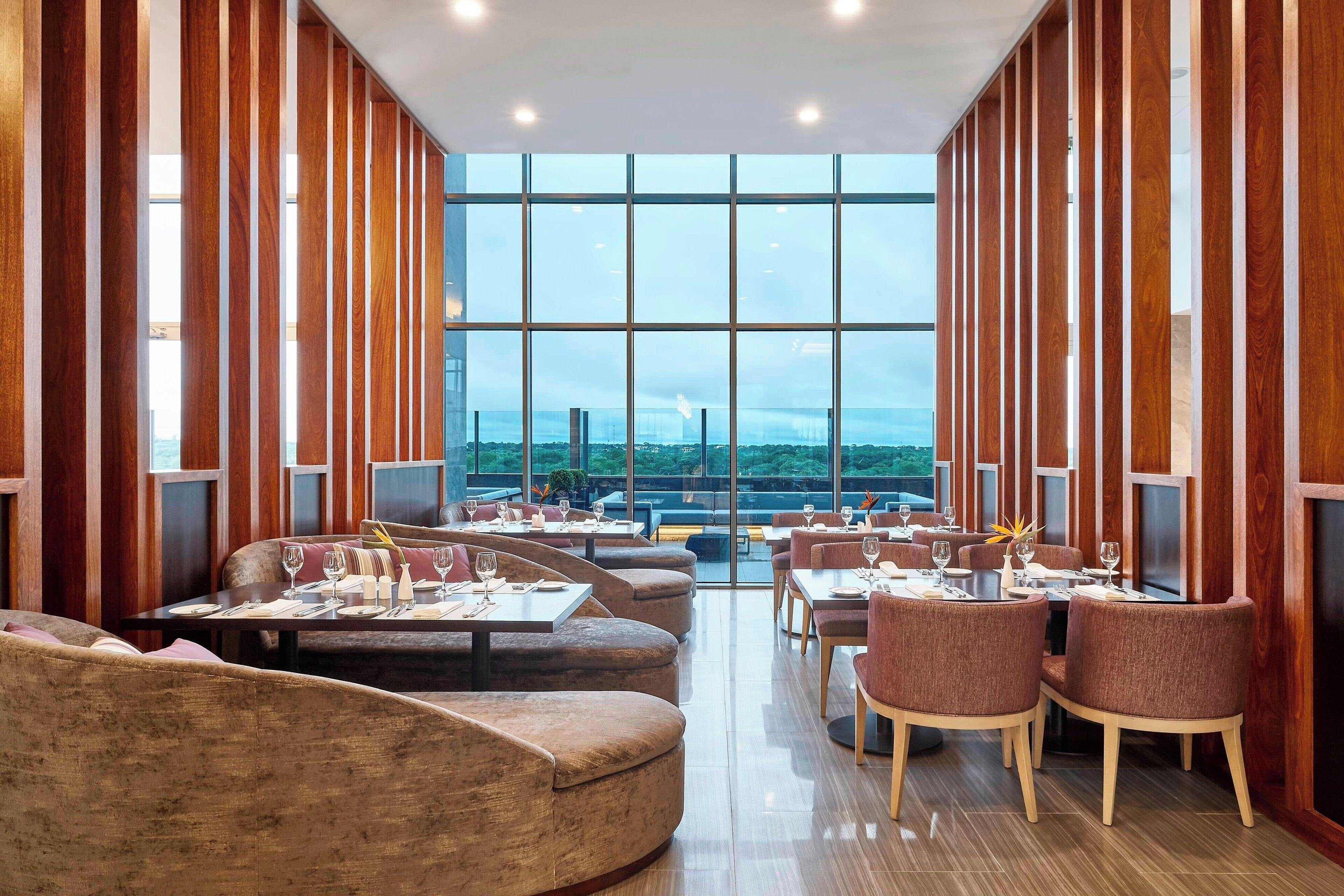 breakfast, lunch, dinner served; international cuisine