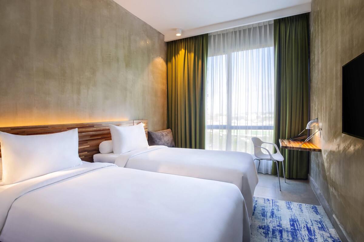superior room, 2 single beds | 1 bedroom, premium bedding, minibar, in-room safe