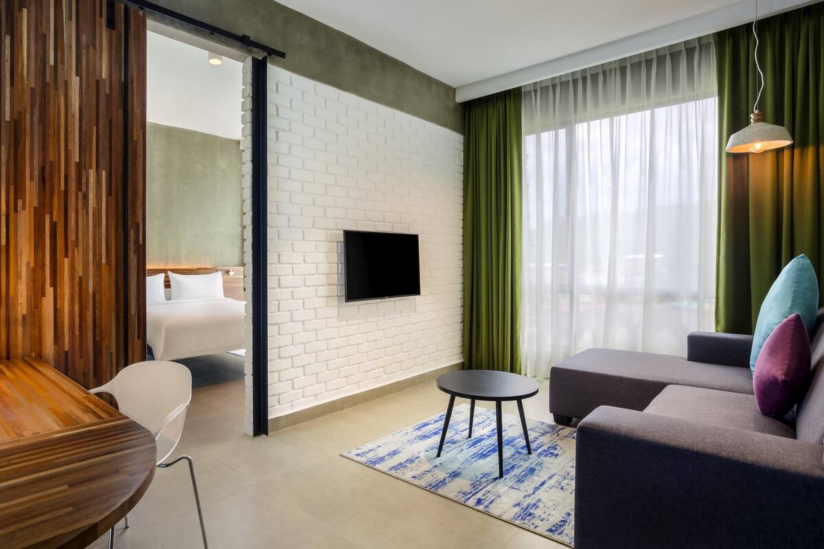 Superior Suite, 1 Queen Bed | Premium bedding, minibar, in-room safe, desk