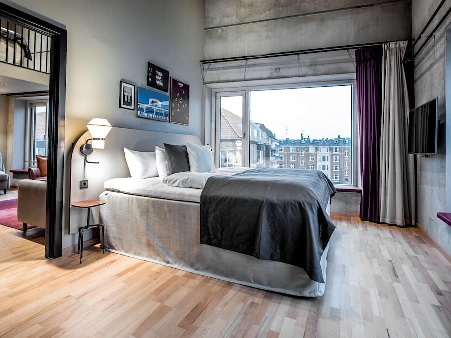 Suite (Master) | Caja fuerte, tabla de planchar con plancha, wifi gratis y ropa de cama