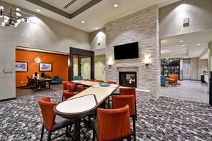 Bar (on property) - Homewood Suites by Hilton Rocky Mount (Rocky Mount)