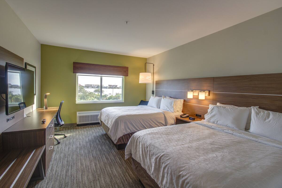 In-room safe, desk, blackout drapes, iron/ironing board