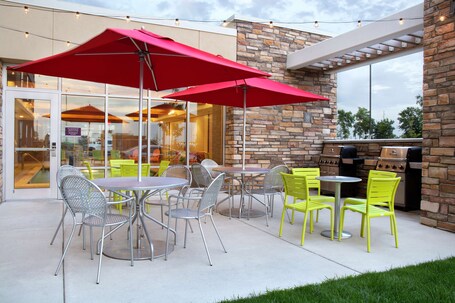 Home2 Suites by Hilton Indianapolis South Greenwood - Image 9