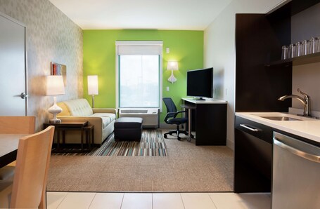 Home2 Suites by Hilton Indianapolis South Greenwood - Image 11