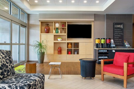 Home2 Suites by Hilton Indianapolis South Greenwood - Image 28