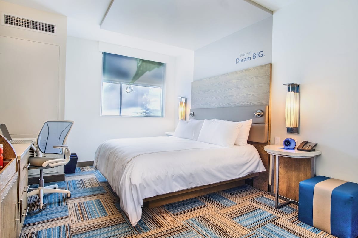 Pillowtop beds, in-room safe, desk, laptop workspace