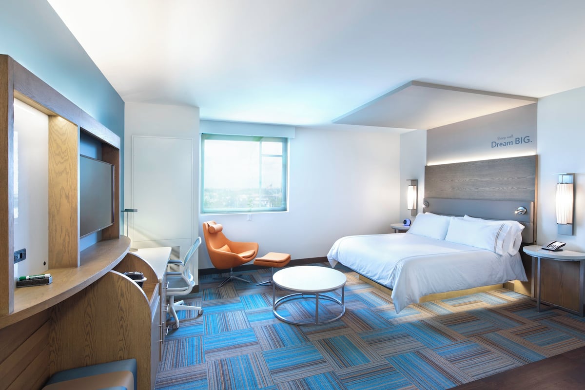 1 bedroom, pillowtop beds, in-room safe, desk